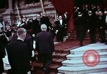 Standbild John F Kennedy Paris Frankreich, 1961, aus Sekunde 31 historischem Filmmaterial Videoclip 65675034256