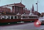 Standbild John F Kennedy und Nikita Chruschtschow S Wien Österreich, 1961, aus Sekunde 8 historischem Filmmaterial Videoclip 65675034257