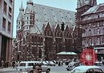 Standbild John F Kennedy und Nikita Chruschtschow S Wien Österreich, 1961, aus Sekunde 31 historischem Filmmaterial Videoclip 65675034257