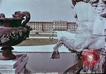 Standbild John F Kennedy und Nikita Chruschtschow S Wien Österreich, 1961, aus Sekunde 35 historischem Filmmaterial Videoclip 65675034257