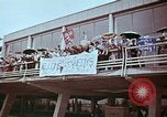 Standbild John F Kennedy und Nikita Chruschtschow S Wien Österreich, 1961, aus Sekunde 49 historischem Filmmaterial Videoclip 65675034257