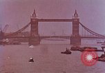 Standbild John F Kennedy Harold McMillan London England Vereinigtes Königreich, 1961, aus Sekunde 5 historischem Filmmaterial Videoclip 65675034258