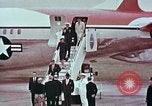 Standbild John F Kennedy Harold McMillan London England Vereinigtes Königreich, 1961, aus Sekunde 54 historischem Filmmaterial Videoclip 65675034258