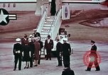 Standbild John F Kennedy Harold McMillan London England Vereinigtes Königreich, 1961, aus Sekunde 61 historischem Filmmaterial Videoclip 65675034258