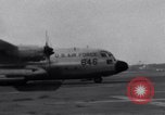 Standbild studentischer Unruhen Oxford Mississippi USA, 1962, aus Sekunde 26 historischem Filmmaterial Videoclip 65675034259