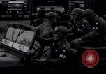 Standbild studentischer Unruhen Oxford Mississippi USA, 1962, aus Sekunde 22 historischem Filmmaterial Videoclip 65675034260