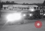 Standbild studentischer Unruhen Oxford Mississippi USA, 1962, aus Sekunde 30 historischem Filmmaterial Videoclip 65675034260