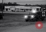 Standbild studentischer Unruhen Oxford Mississippi USA, 1962, aus Sekunde 33 historischem Filmmaterial Videoclip 65675034260