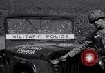 Standbild studentischer Unruhen Oxford Mississippi USA, 1962, aus Sekunde 34 historischem Filmmaterial Videoclip 65675034262