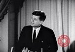 Standbild Präsident Kennedy sprechen über Lateinamerika Washington DC USA, 1961, aus Sekunde 8 historischem Filmmaterial Videoclip 65675034304