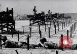 Standbild Schlachtfeld Vietnam, 1964, aus Sekunde 1 historischem Filmmaterial Videoclip 65675034313