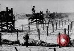 Standbild Schlachtfeld Vietnam, 1964, aus Sekunde 5 historischem Filmmaterial Videoclip 65675034313