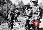 Standbild Schlachtfeld Vietnam, 1964, aus Sekunde 11 historischem Filmmaterial Videoclip 65675034313