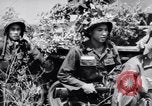 Standbild Schlachtfeld Vietnam, 1964, aus Sekunde 24 historischem Filmmaterial Videoclip 65675034313