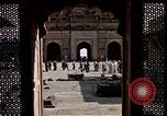 Standbild Jacqueline Kennedy Agra Uttar Pradesh Indien, 1962, aus Sekunde 62 historischem Filmmaterial Videoclip 65675034319