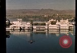 Standbild Jacqueline Kennedy Udaipur Rajasthan Indien, 1962, aus Sekunde 44 historischem Filmmaterial Videoclip 65675034320