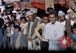 Standbild Jacqueline Kennedy Peshawar in Pakistan, 1962, aus Sekunde 16 historischem Filmmaterial Videoclip 65675034322