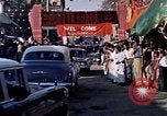 Standbild Jacqueline Kennedy Peshawar in Pakistan, 1962, aus Sekunde 28 historischem Filmmaterial Videoclip 65675034322