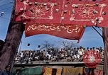 Standbild Jacqueline Kennedy Peshawar in Pakistan, 1962, aus Sekunde 30 historischem Filmmaterial Videoclip 65675034322