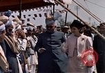 Standbild Jacqueline Kennedy Peshawar in Pakistan, 1962, aus Sekunde 49 historischem Filmmaterial Videoclip 65675034322