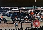 Immagine di Jacqueline Kennedy A Lahore in Pakistan, 1962, secondo 23 filmato di repertorio 65675034323