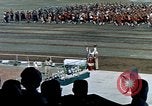Immagine di Jacqueline Kennedy A Lahore in Pakistan, 1962, secondo 60 filmato di repertorio 65675034323