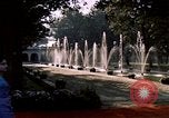 Image Jacqueline Kennedy Shalimar Gardens, 1962, de la seconde 4 séquences d'archives historiques vidéo 65675034324