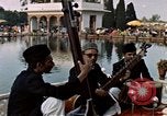 Image Jacqueline Kennedy Shalimar Gardens, 1962, de la seconde 16 séquences d'archives historiques vidéo 65675034324