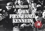 Standbild John F Kennedy Touren NASA Facility United States USA, 1963, aus Sekunde 10 historischem Filmmaterial Videoclip 65675034340
