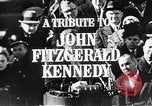 Standbild John F Kennedy Touren NASA Facility United States USA, 1963, aus Sekunde 16 historischem Filmmaterial Videoclip 65675034340