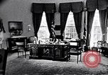 Standbild John F Kennedy Touren NASA Facility United States USA, 1963, aus Sekunde 40 historischem Filmmaterial Videoclip 65675034340