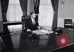 Standbild John F Kennedy Touren NASA Facility United States USA, 1963, aus Sekunde 47 historischem Filmmaterial Videoclip 65675034340