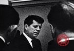 Immagine di John F Kennedy parlando di consulenti militari Washington DC USA, 1963, secondo 37 filmato di repertorio 65675034342