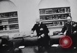 Immagine di John F Kennedy parlando di consulenti militari Washington DC USA, 1963, secondo 53 filmato di repertorio 65675034342