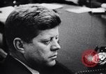 Immagine di John F Kennedy parlando di consulenti militari Washington DC USA, 1963, secondo 60 filmato di repertorio 65675034342