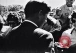 Immagine di John F Kennedy saluto il popolo americano United States USA, 1963, secondo 35 filmato di repertorio 65675034343