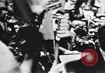Immagine di John F Kennedy accolti da Latin American folla America Latina, 1961, secondo 11 filmato di repertorio 65675034344