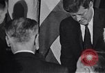 Immagine di John F Kennedy Parigi Francia, 1961, secondo 30 filmato di repertorio 65675034346