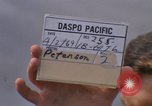 Standbild Airmen roll Bomben auf Gabelstapler Thailand, 1969, aus Sekunde 7 historischem Filmmaterial Videoclip 65675034369