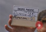 Standbild Airmen roll Bomben auf Gabelstapler Thailand, 1969, aus Sekunde 9 historischem Filmmaterial Videoclip 65675034369