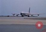 Standbild KC-135 Air Force Tanker Thailand, 1969, aus Sekunde 16 historischem Filmmaterial Videoclip 65675034370