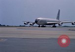 Standbild KC-135 Air Force Tanker Thailand, 1969, aus Sekunde 21 historischem Filmmaterial Videoclip 65675034370