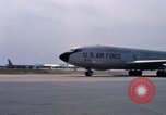 Standbild KC-135 Air Force Tanker Thailand, 1969, aus Sekunde 43 historischem Filmmaterial Videoclip 65675034370