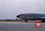 Standbild KC-135 Air Force Tanker Thailand, 1969, aus Sekunde 46 historischem Filmmaterial Videoclip 65675034370
