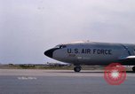Standbild KC-135 Air Force Tanker Thailand, 1969, aus Sekunde 50 historischem Filmmaterial Videoclip 65675034370
