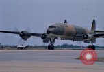 Standbild KC-135 Air Force Tanker Thailand, 1969, aus Sekunde 61 historischem Filmmaterial Videoclip 65675034370