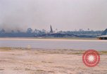 Standbild B-52 Thailand, 1969, aus Sekunde 35 historischem Filmmaterial Videoclip 65675034371