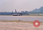 Standbild B-52 Thailand, 1969, aus Sekunde 40 historischem Filmmaterial Videoclip 65675034371