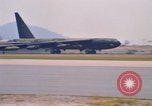 Standbild B-52 Thailand, 1969, aus Sekunde 50 historischem Filmmaterial Videoclip 65675034371