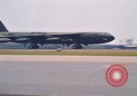 Standbild B-52 Thailand, 1969, aus Sekunde 52 historischem Filmmaterial Videoclip 65675034371